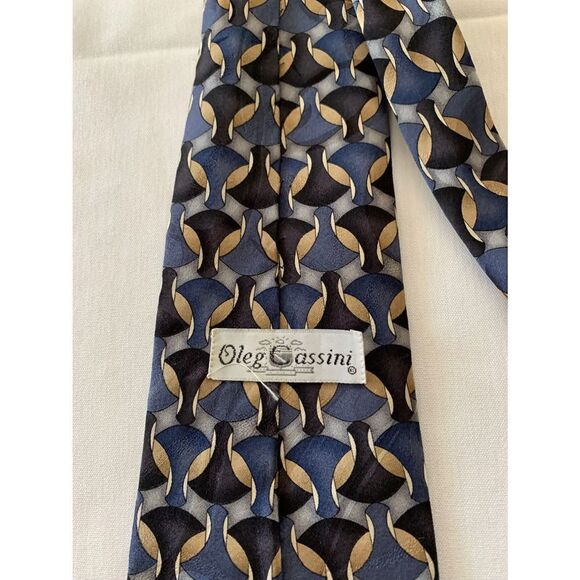Oleg Cassini Imported Silk Tie ✝️ - Picture 5 of 15